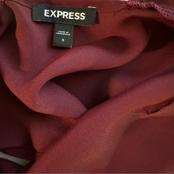 Express Women's puff sleeve open back maroon blouse size S - Picture 2 of 5